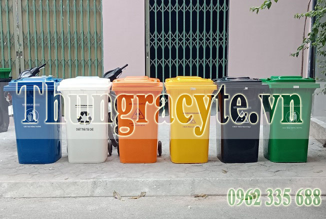 Thùng rác công cộng 240 lít có nhiều màu để phân loại rác