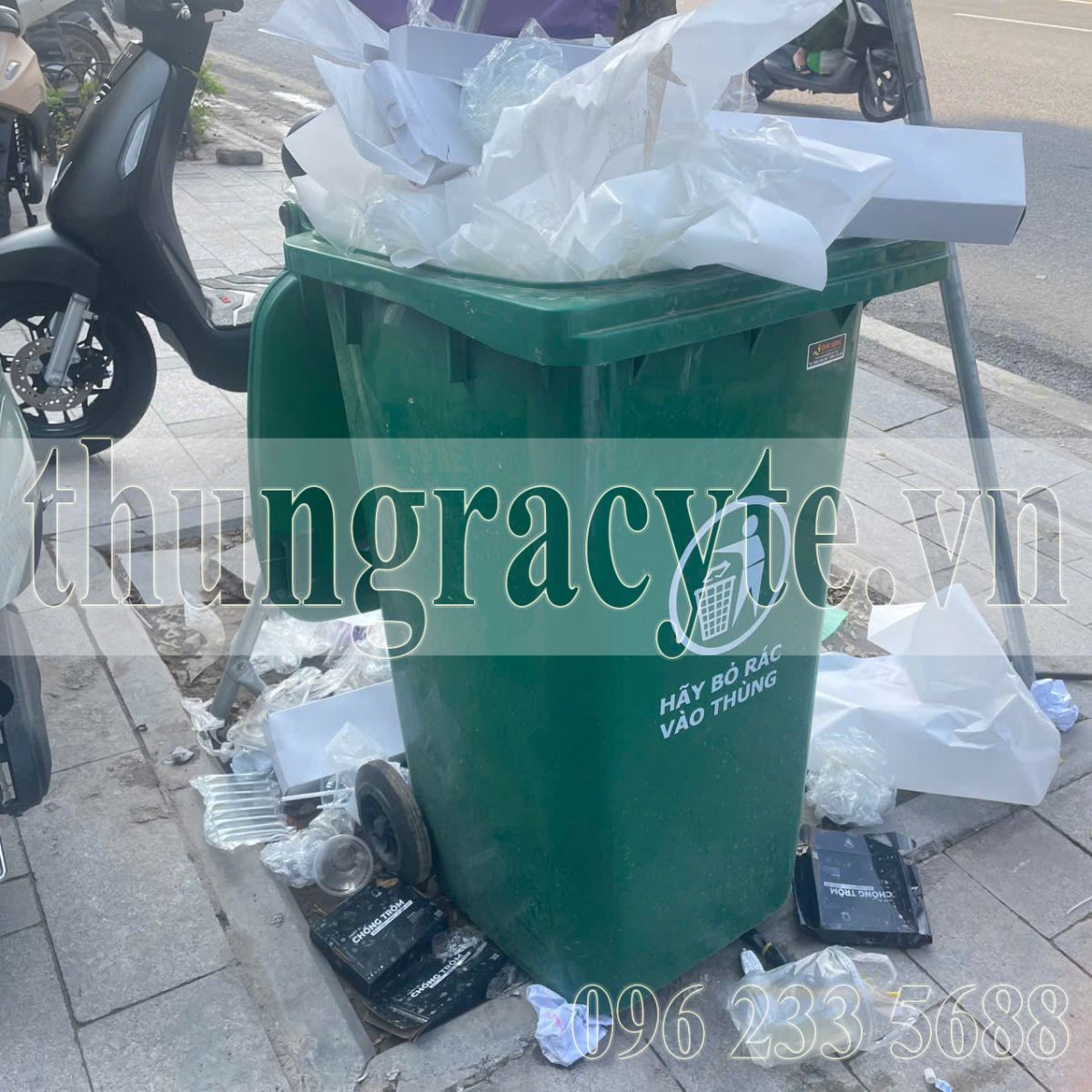 Vai trò của thùng rác công công 240L trong đô thị hiện đại
