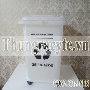 Thùng rác y tế màu trắng 60L